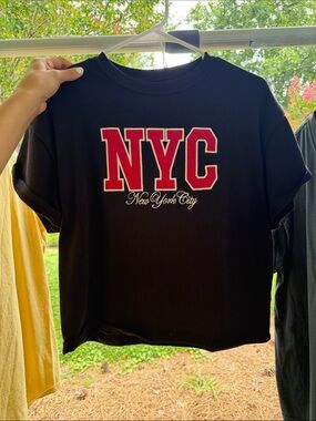 H&M Thick Graphic Tee
